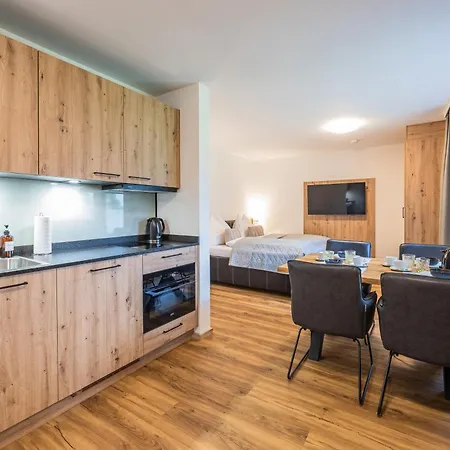 Aparthotel By Hofer *