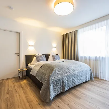 By Hofer Aparthotel