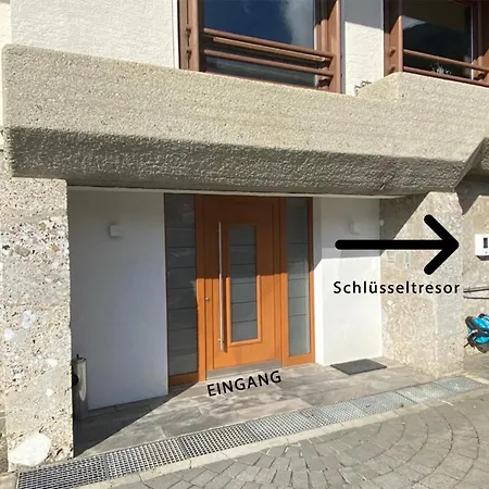 By Hofer - Lechnerberg In - Out